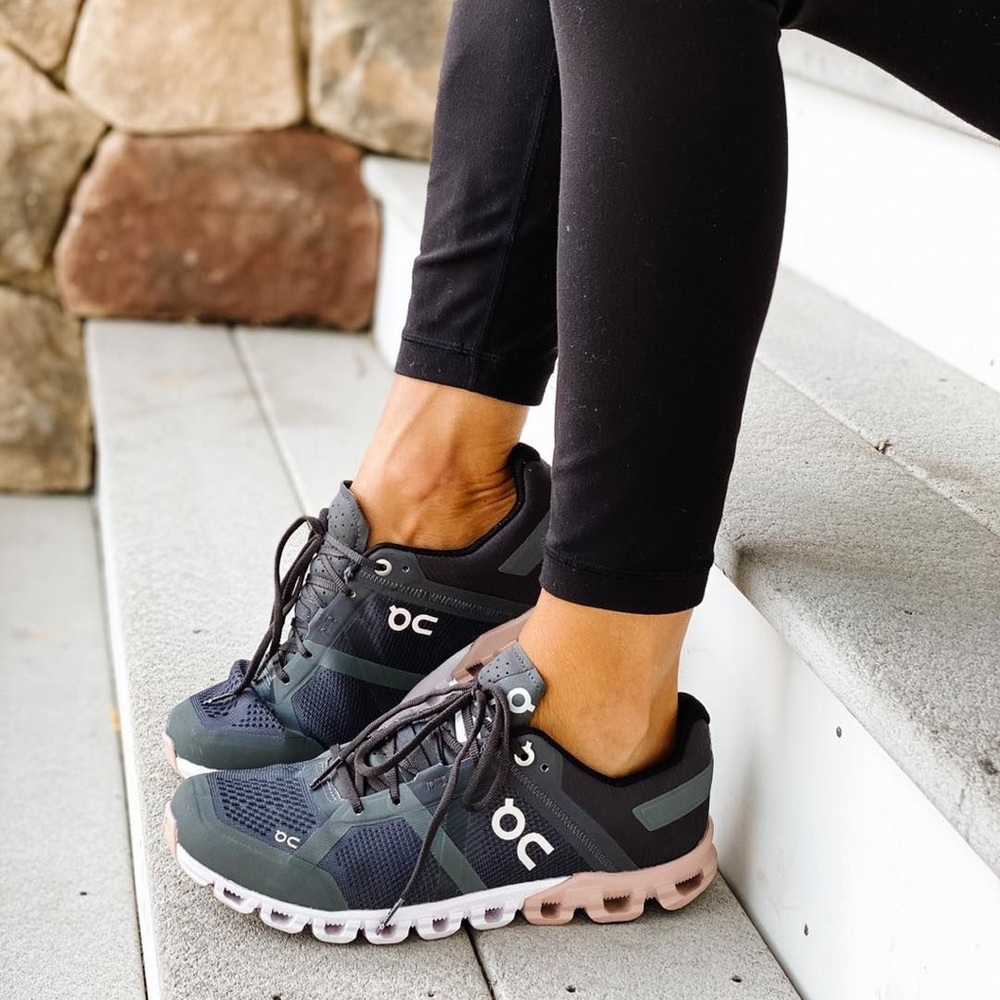 On Running Women's Dark Gray and Black Cloudflow Sneakers